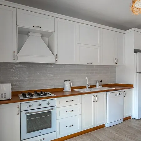 Excellent 3br With Private Pool Gümüşlük Villa *