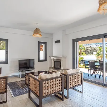 Excellent 3br With Private Pool Gümüşlük Bodrum