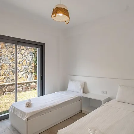 Excellent 3br With Private Pool Gümüşlük Villa Bodrum