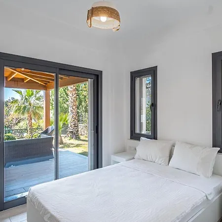 Excellent 3br With Private Pool Gümüşlük * Bodrum