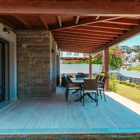 Excellent 3br With Private Pool Gümüşlük Vilă