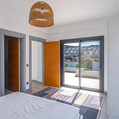 Excellent 3br With Private Pool Gümüşlük Vilă